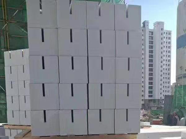 混凝土復合自保溫加氣塊14